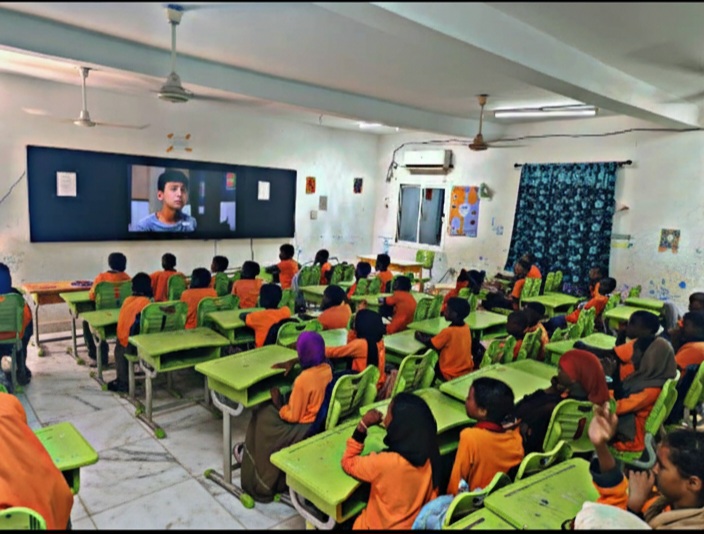 Élèves en classe au CEM Hodan 1